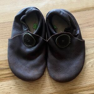 1 wide Softstar Kids Roo Moccasin Elk Leather Grounding